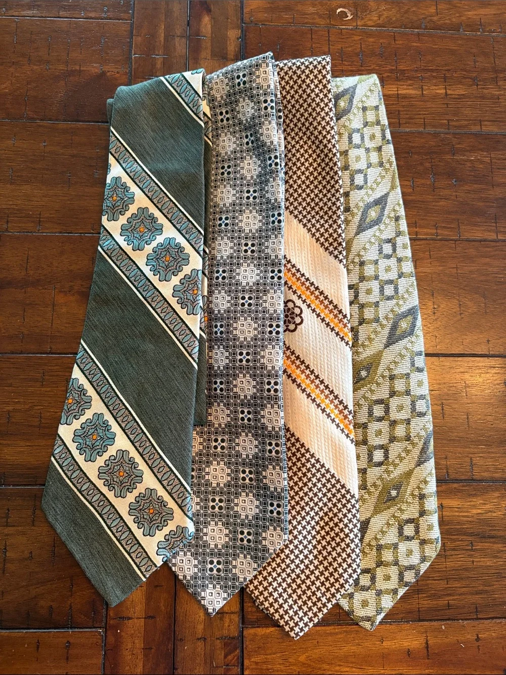 Far Out! Men’s Vintage Ties Green, Gray, Brown, Tan 70’s, The Wider the Better!